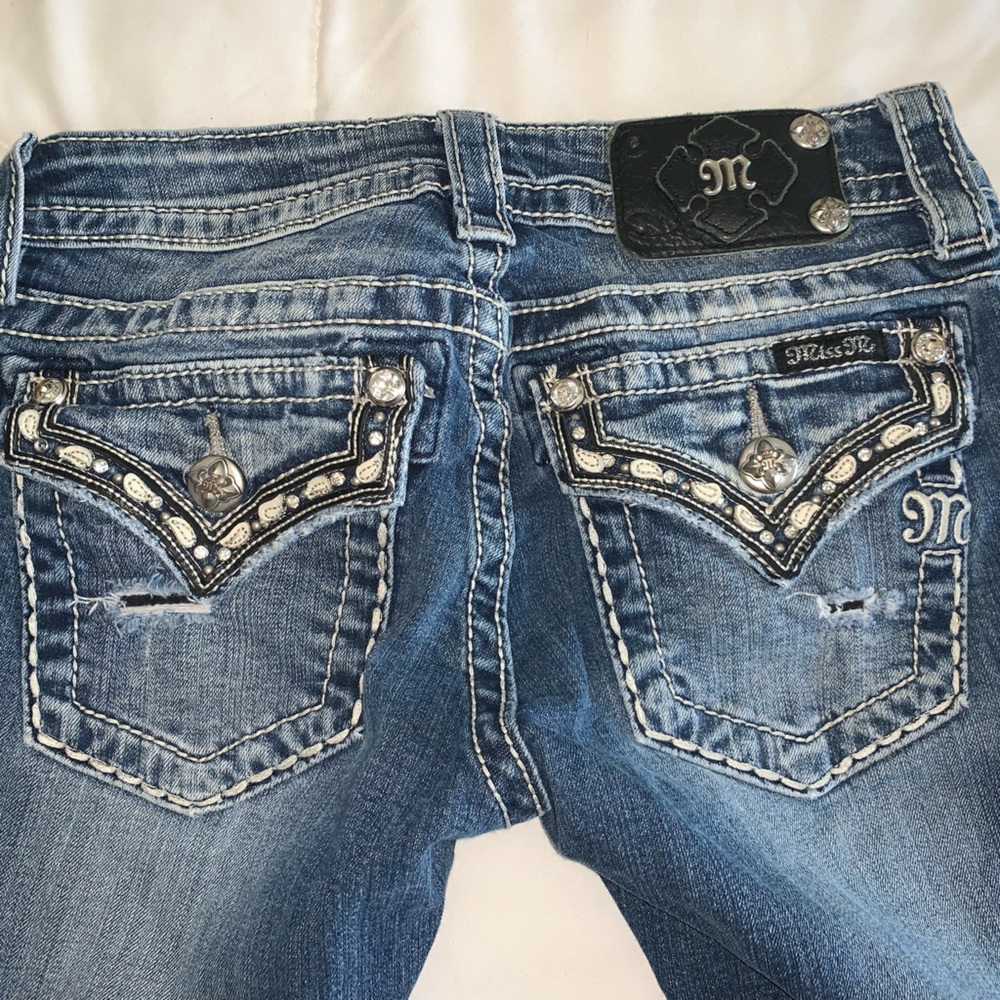 Super cute miss me jeans.